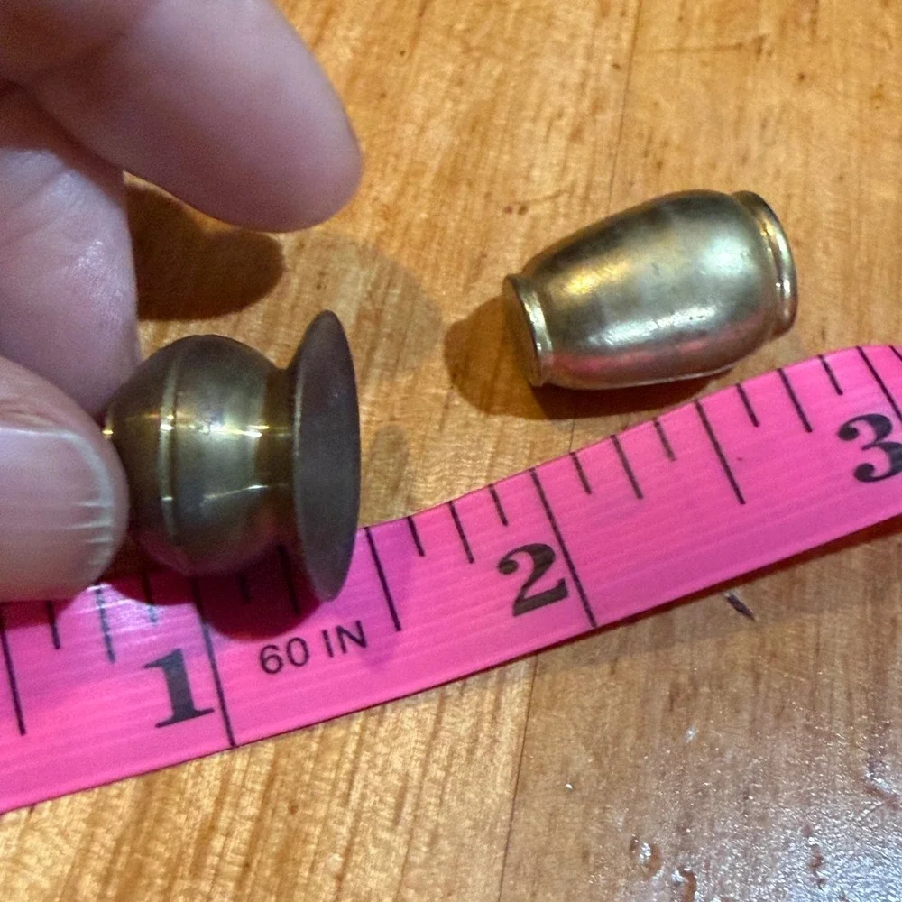 Vintage Miniature Brass Vase Set Dollhouse Decor Tiny‎ Bud Vase Urn 2pc